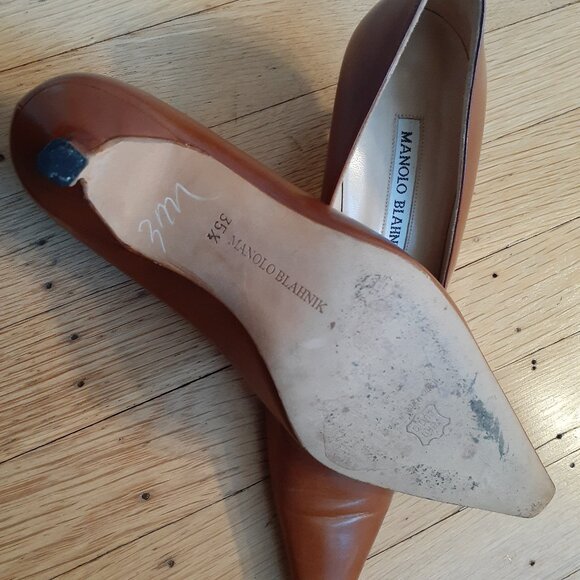 Manolo Blahnik brown heels size 35.5 - Picture 5 of 5